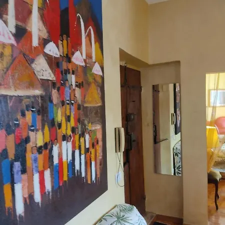 La Tua Casa Tra I Tetti E La Storia Di